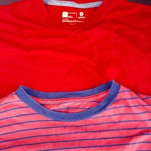 2 boys T-Shirts